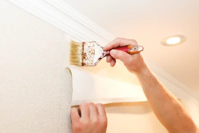 Pose de papier peint à Tramolé — revêtements muraux et toiles de verre